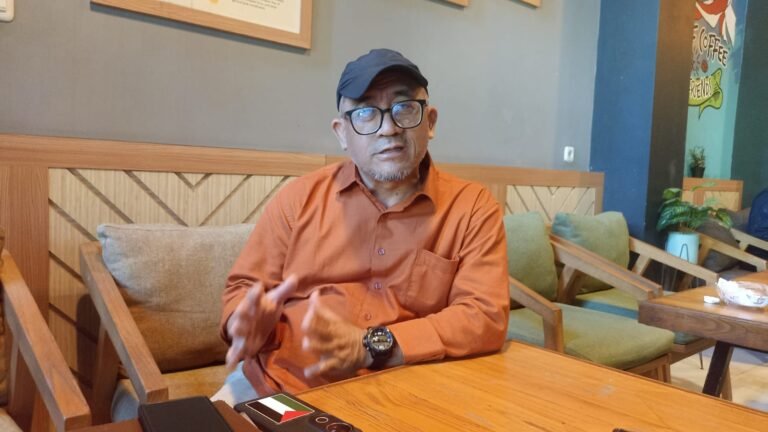 Usai Kebakaran Heboh di Pasar Segiri, DPRD Samarinda Akan Evaluasi Lapak Semipermanen
Telah dibaca : 639 Kali.