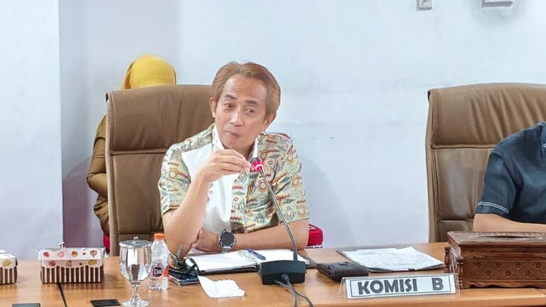 Kontribusi BUMD ke PAD Bontang Dinilai Belum Maksimal, DPRD Dorong Peningkatan Kinerja
Telah dibaca : 633 Kali.