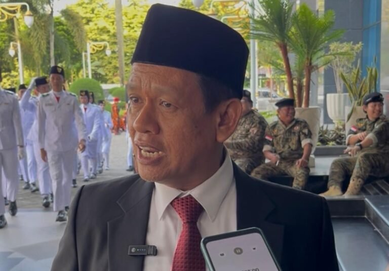 Guru Honor Dihapus Sekolah SMA/SMK Kaltim, Diganti Skema Tenaga Pengganti
Telah dibaca : 640 Kali.