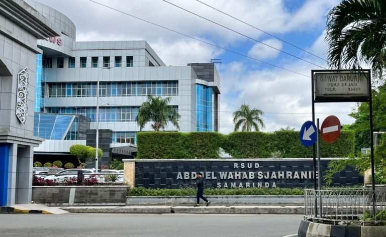 Kemenkes Segera Audit Dugaan Malapraktik Pemasangan Ring Jantung di RSUD AWS
Telah dibaca : 653 Kali.