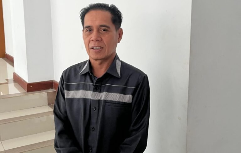 Listrik Tuai Keluhan Warga, Infrastruktur Jaringan Diminta Segara Dibenahi
Telah dibaca : 632 Kali.