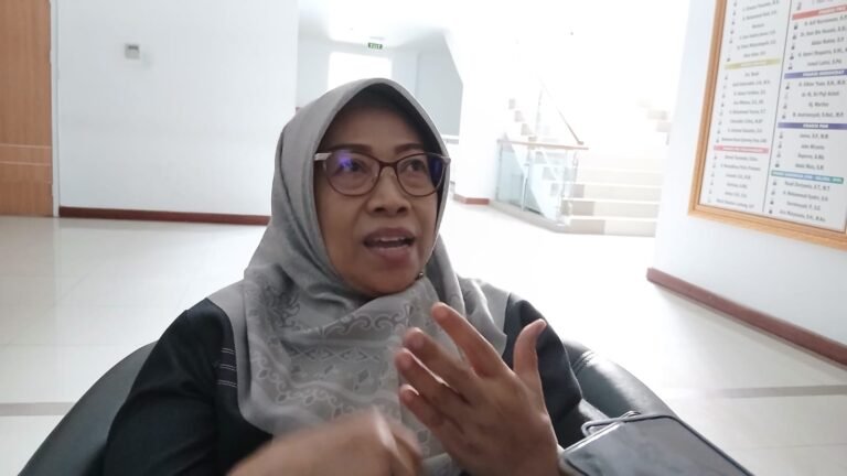 Desil Penerima Bansos Kerap Berubah, Pembaruan Data Diminta Tiap Triwulan
Telah dibaca : 624 Kali.