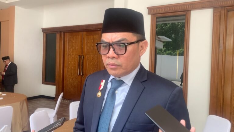 Pengelolaan Guru Dialihkan ke Pusat, Andi Harun: APBD Bisa Lebih Leluasa untuk Pembangunan
Telah dibaca : 629 Kali.