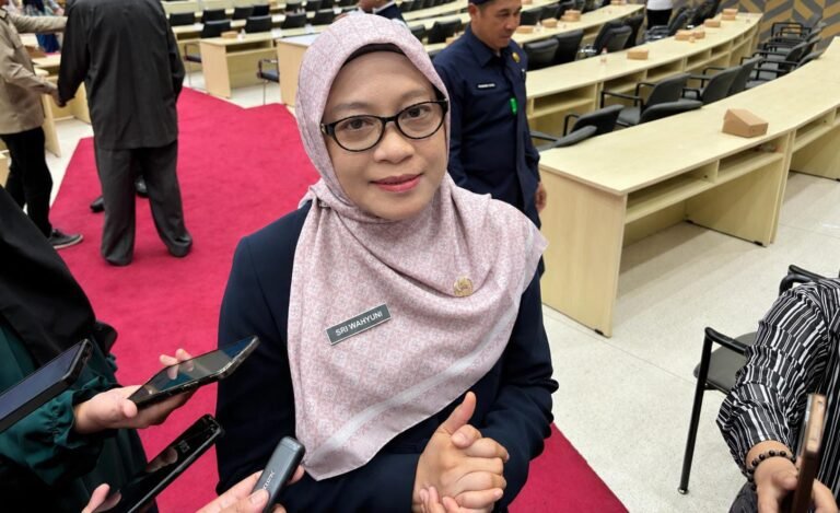 Target Pendapatan Kaltim Dikoreksi, PBB-KB Tak Capai Target
Telah dibaca : 642 Kali.