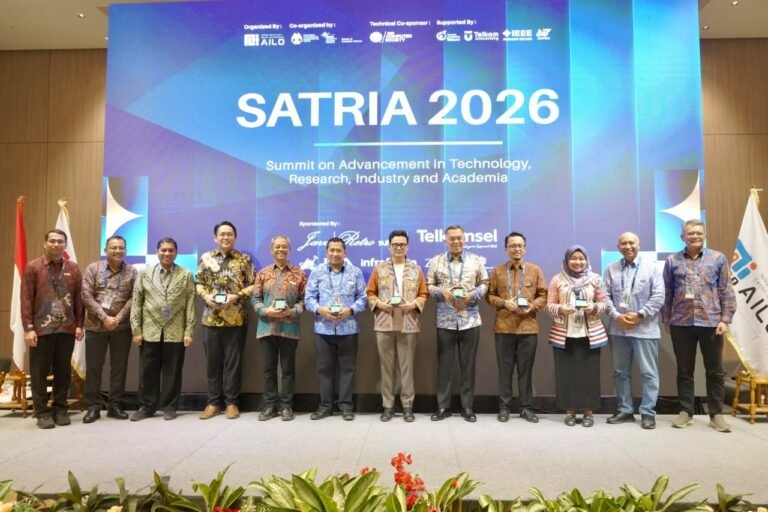 Perkuat Riset dan Pengembangan Teknologi AI, AirNav Indonesia Gandeng Telkom University
Telah dibaca : 643 Kali.