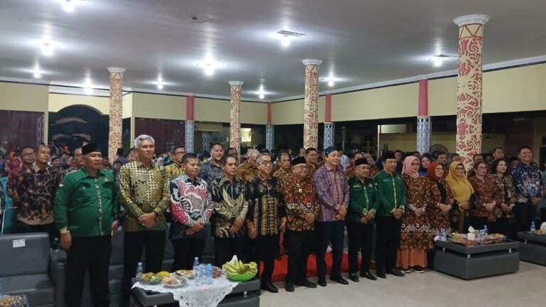 Helmi Abdullah Apresiasi Paguyuban Warga Blitar, Dorong Kolaborasi dengan Pemkot
Telah dibaca : 600 Kali.