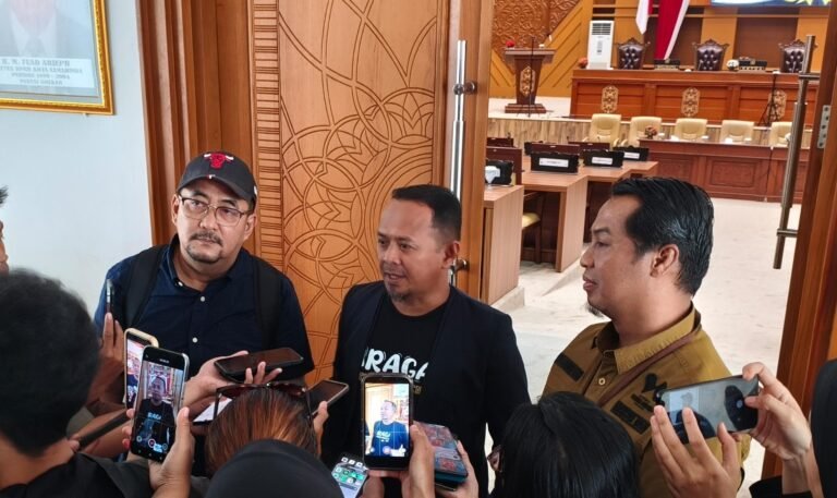 Persoalan UMKM Teras Samarinda Disepakati, Ganti Rugi Dibahas Lebih Lanjut
Telah dibaca : 631 Kali.